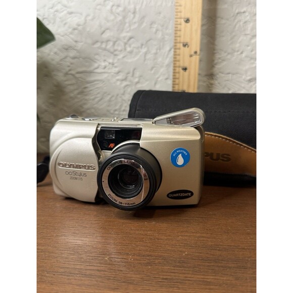 Olympus Stylus Epic Zoom 115 Deluxe 35mm Point & Shoot Film Camera w/Case Tested - Picture 1 of 6